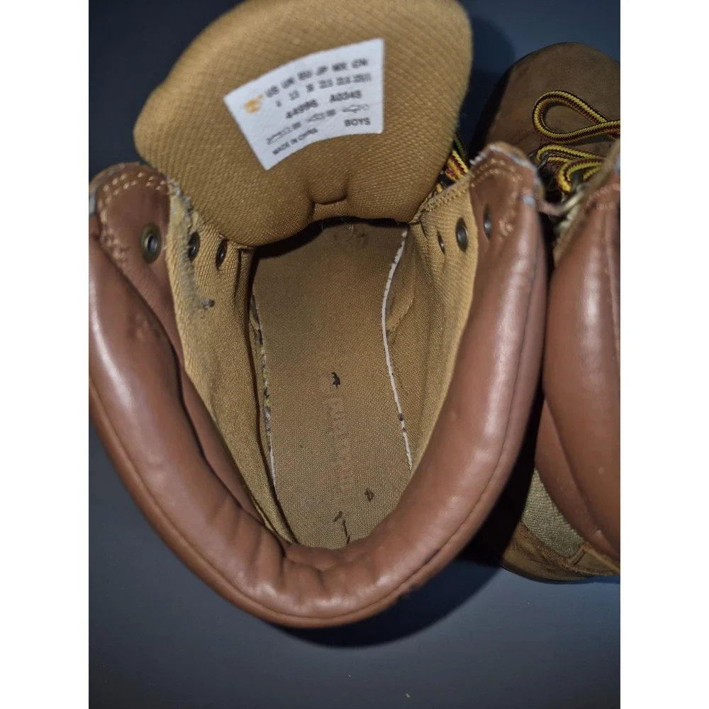 Timberland 6 inch Field Boots Grade School Big Kids Size 4 Brown TBO44996